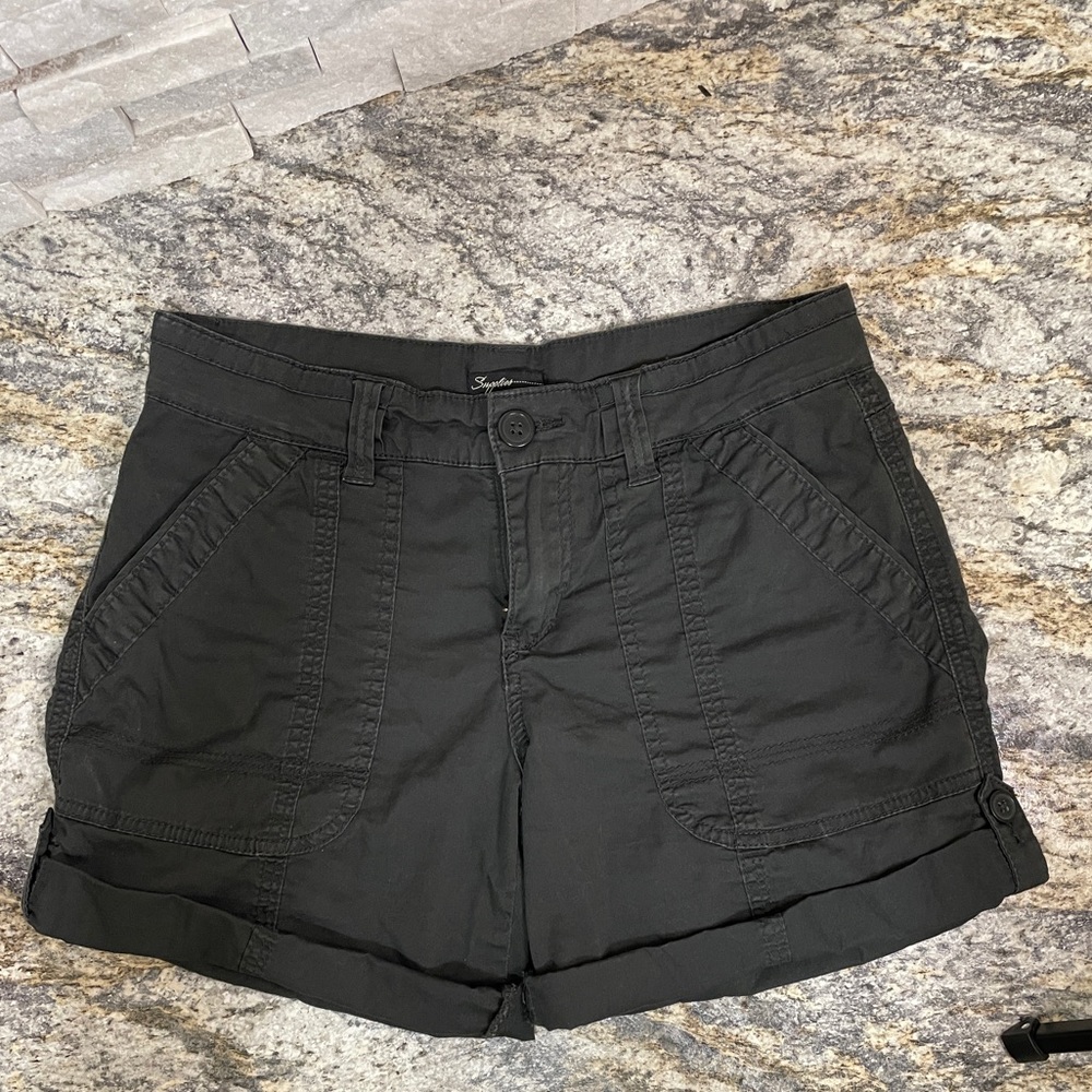 Nordstrom Supplies Green Khaki Shorts Size 4 EUC